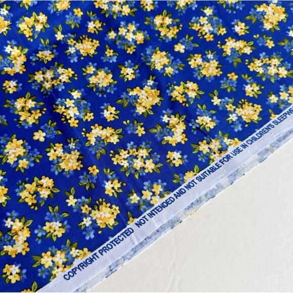 Coordinating Fabric Bundle Blue & Yellow Floral Cotton Quilt Fabric Craft 4yds - Picture 4 of 9